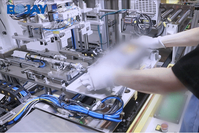 博坤机电车载屏自动组装测试线 —— 赋能智能座舱工业快速生长